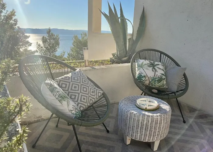 Sara Brela Apartment